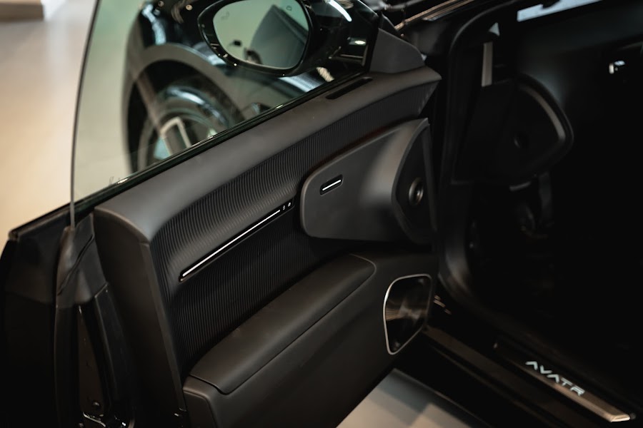 Avatr 11 at the showroom
